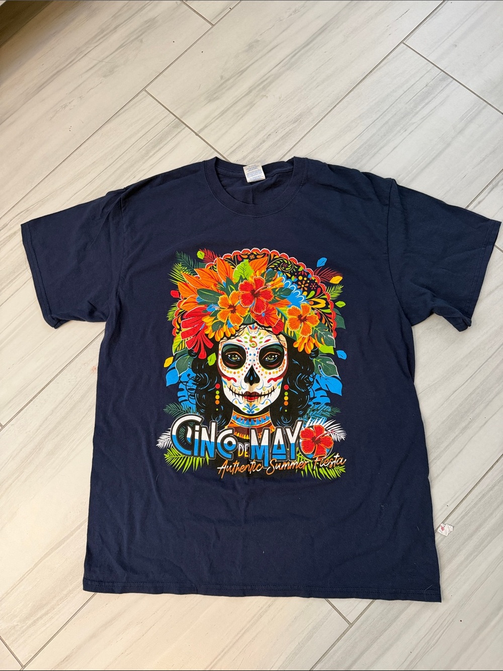 Cinco de Mayo Unisex Navy T-Shirt with Colorful Sugar Skull Graphic Size L
